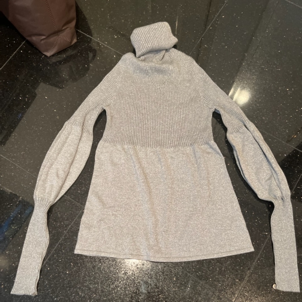 Chanel cashmere shimmer turtleneck made in Italy